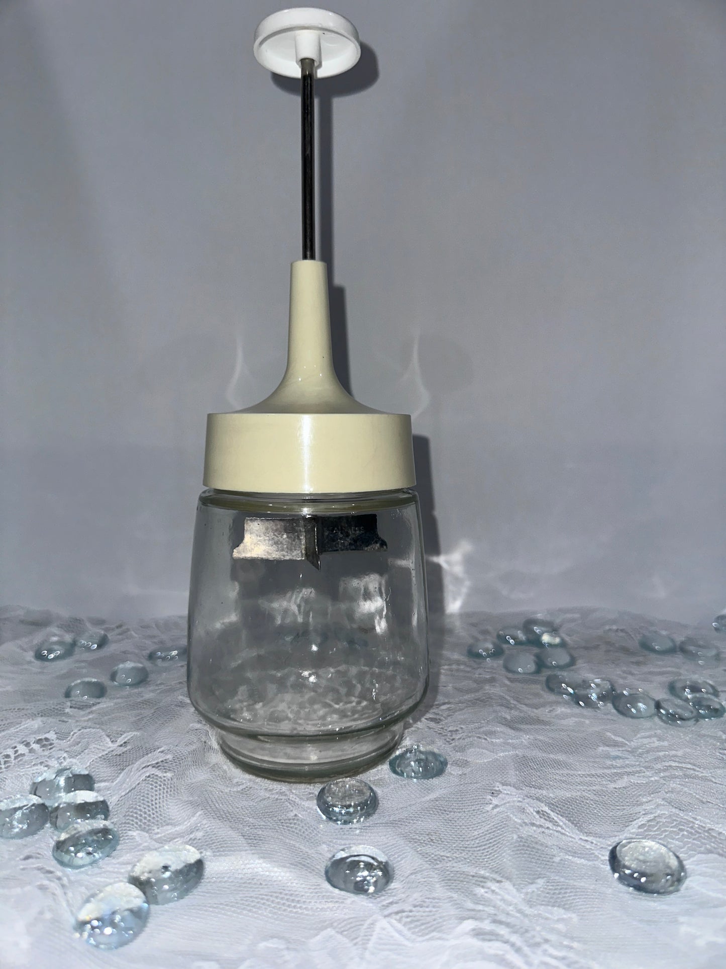 Vintage GEMCO White Food Nut Chopper Glass Jar Disk Stainless Steel Blade USA