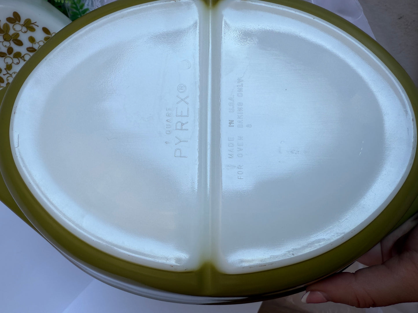 Pyrex Verde Divided serving dish