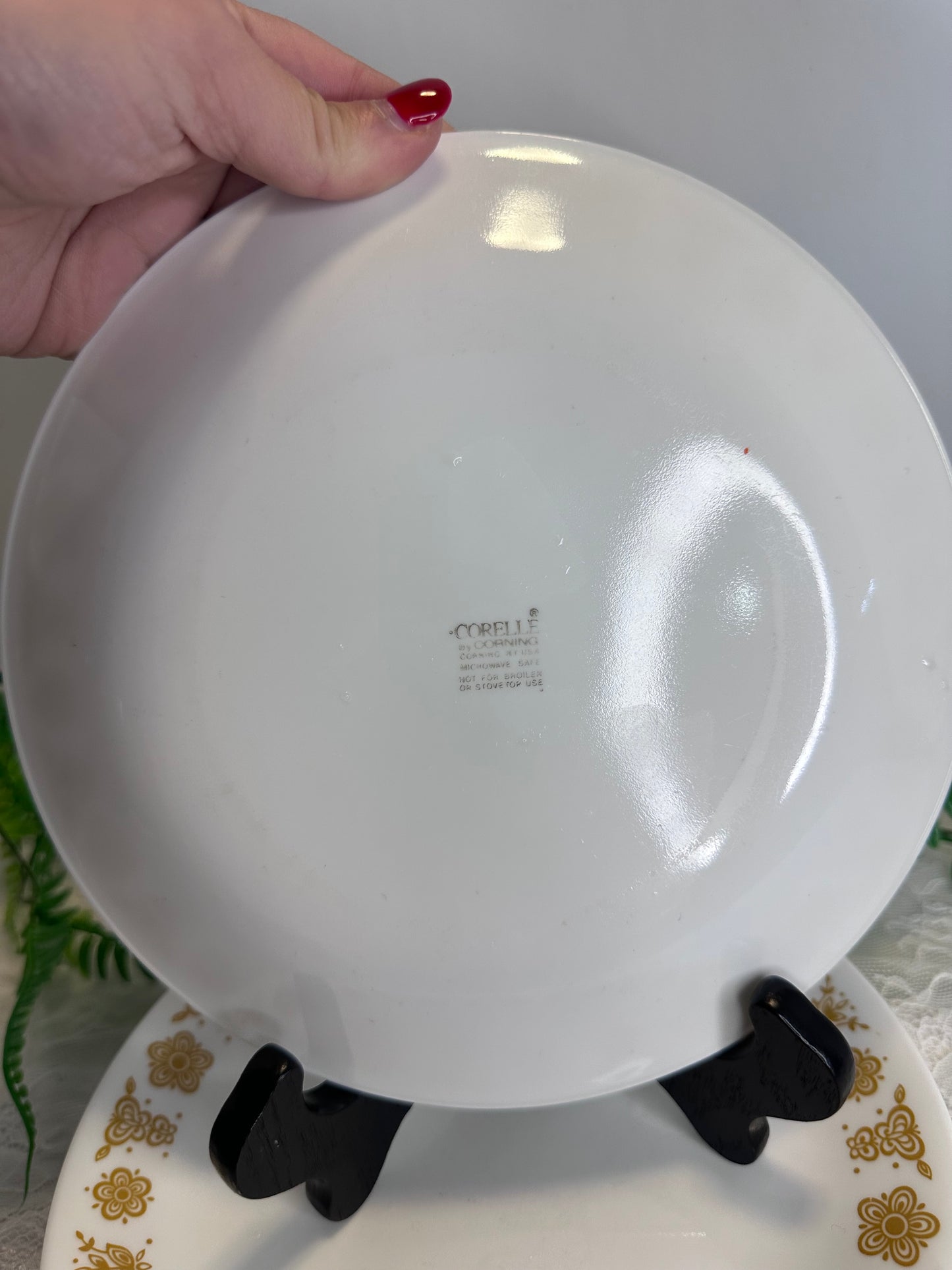Corelle butterfly plates (9)