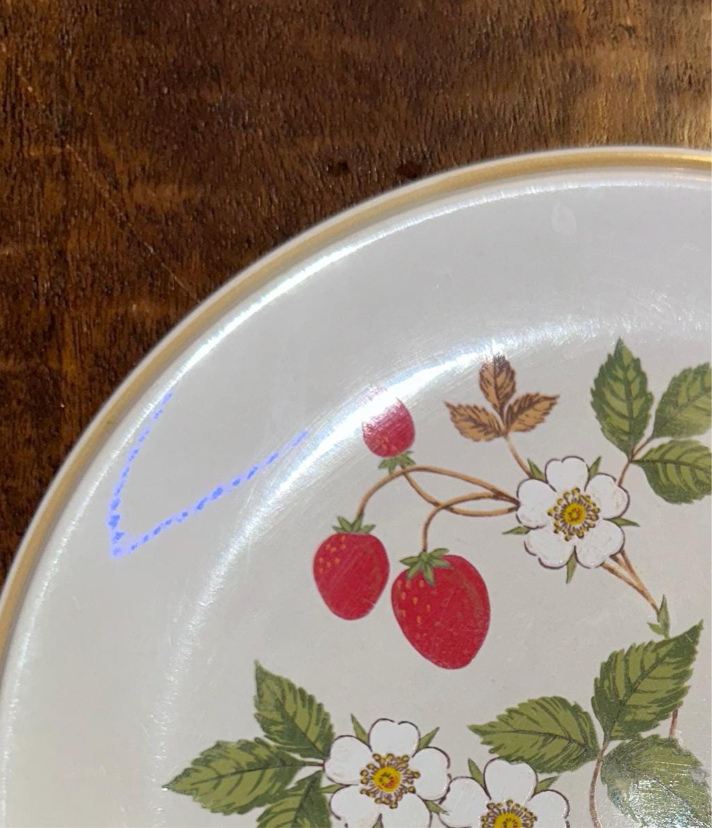 Sheffield Strawberries 'n Cream Dinner Plate Stoneware