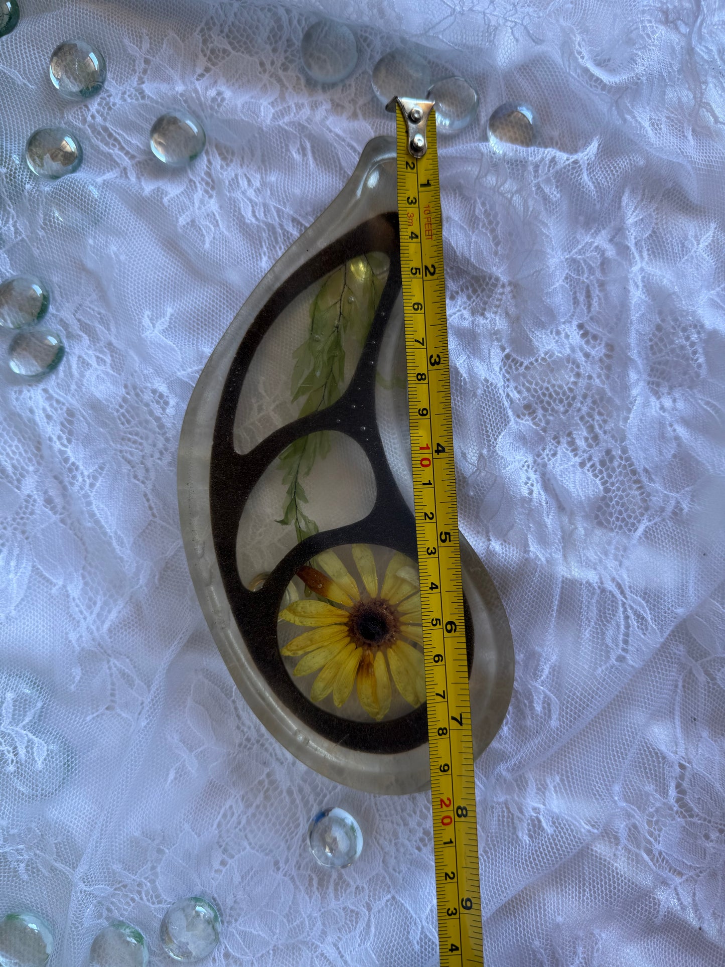 Vintage Lucite Dried flower Spoon Rest