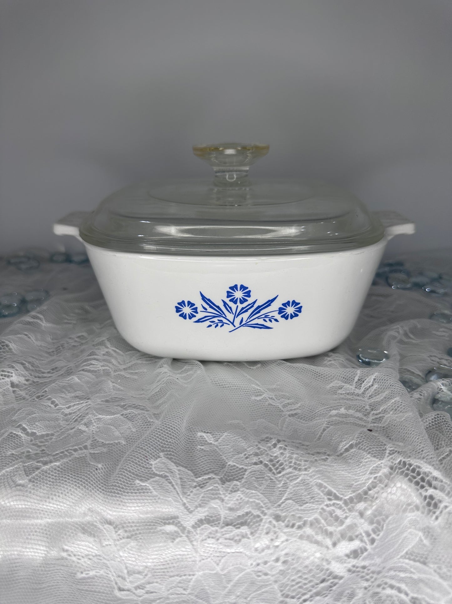 Corning Ware Blue Cornflower Casserole Dish 1.5 Quart with  Pyrex Lid