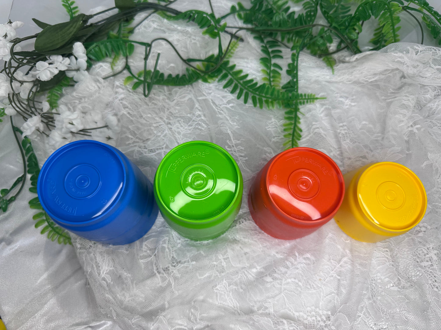 Tupperware stackable cups