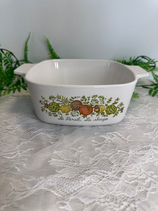 VINTAGE CORNING WARE SPICE OF LIFE LE PERSIL LA SAUGE 1.5 QT A-1 1/2-B NO LID