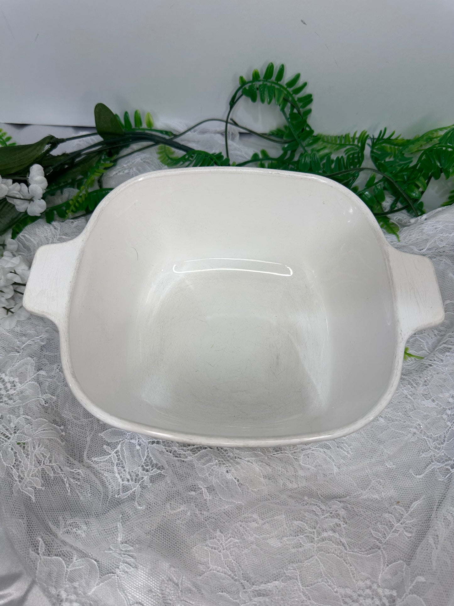 Corningware 1 & 3/4 Qt baking dish