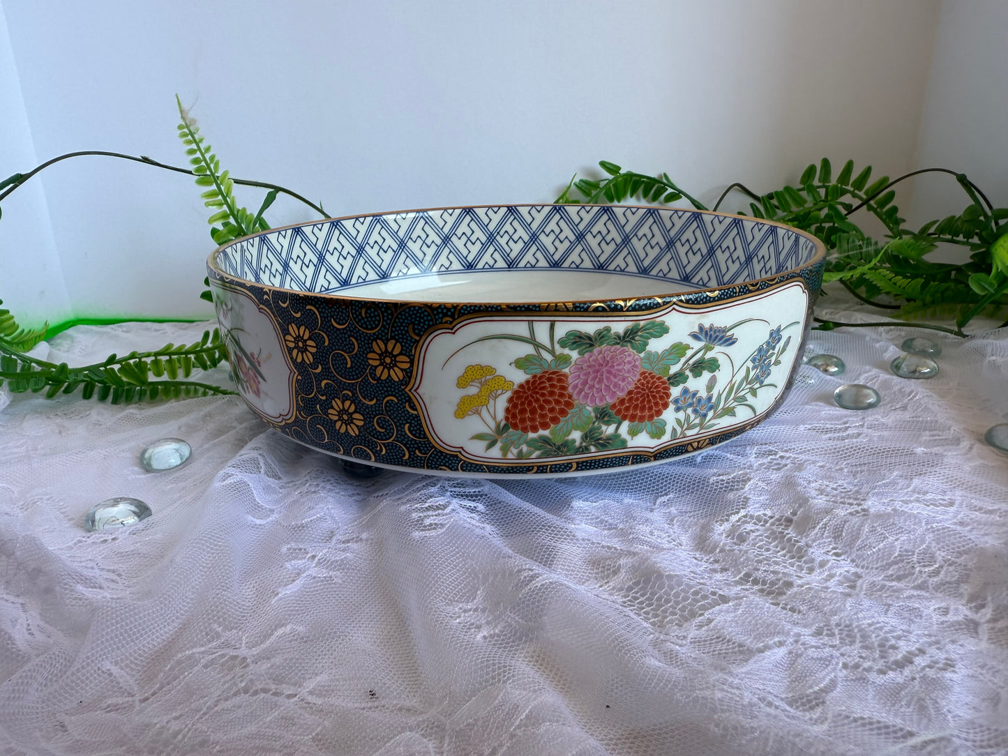 Vintage OMC Japan Imari style porcelain bowl