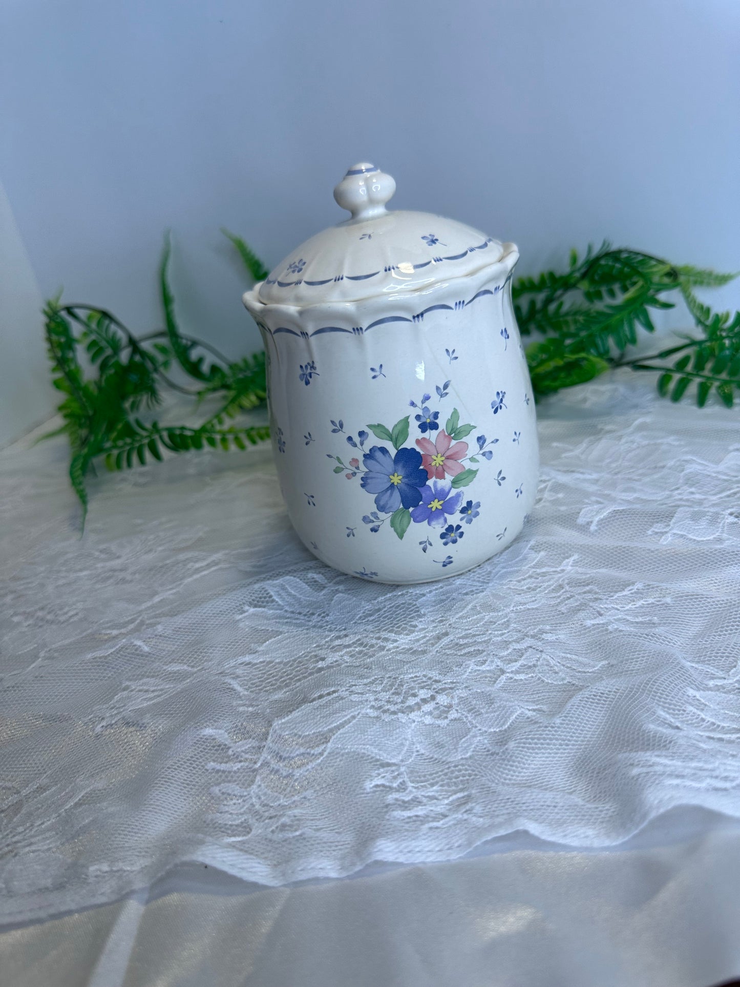 Vtg Nikko Provincial Designs Japan Dauphine Floral Canister Set Of 4