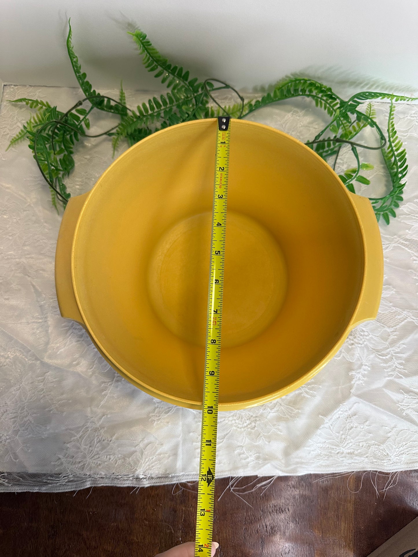 Tupperware Harvest Gold mixing bowl