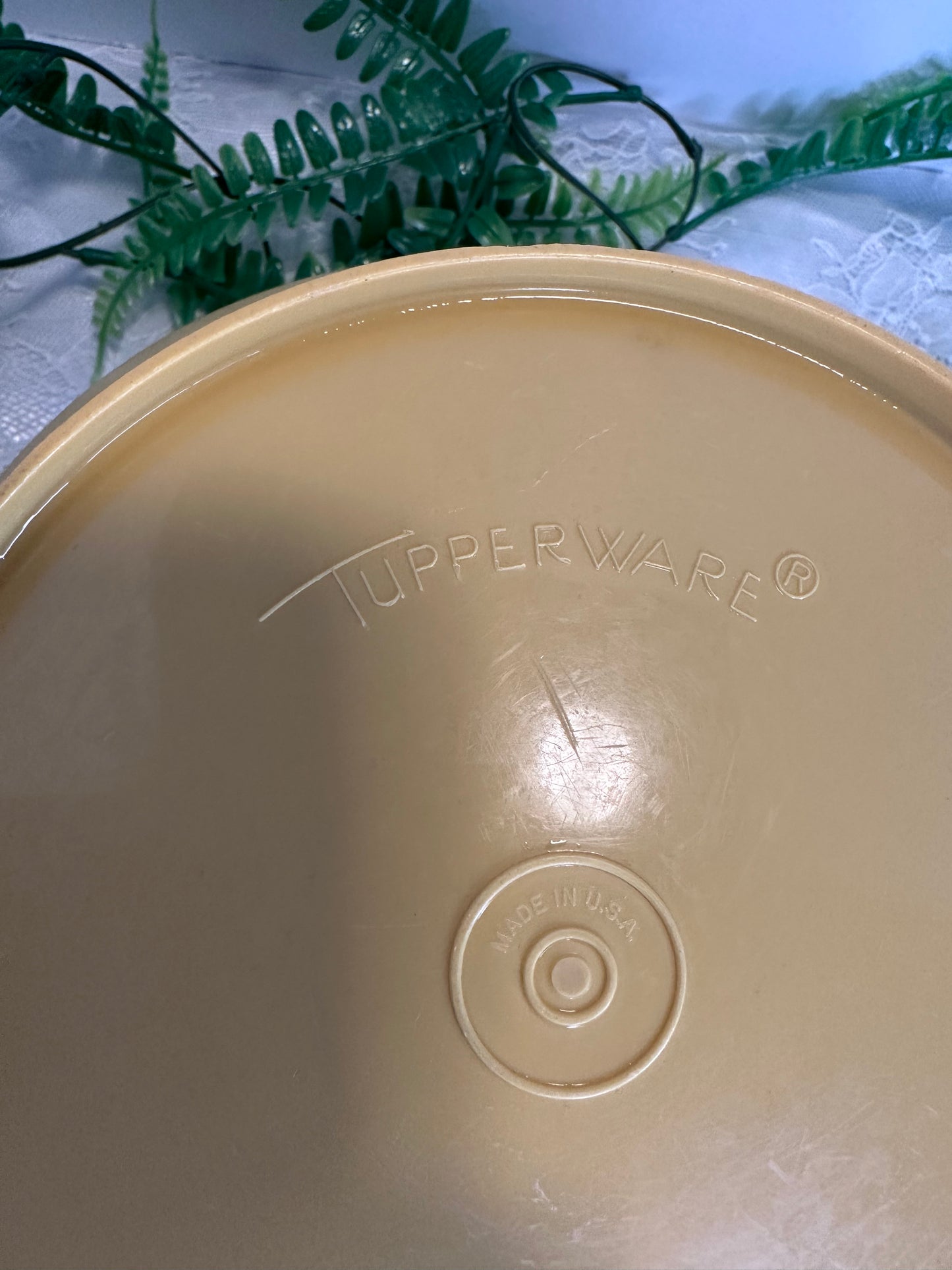 Tupperware Harvest Gold mixing bowl