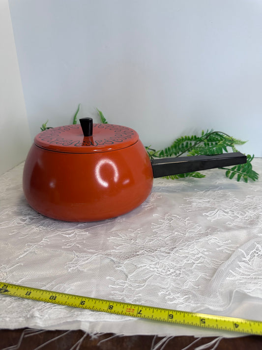 Vintage fondue pot