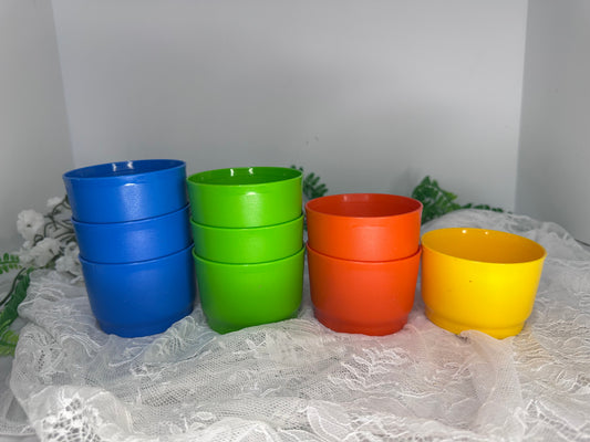 Tupperware stackable cups