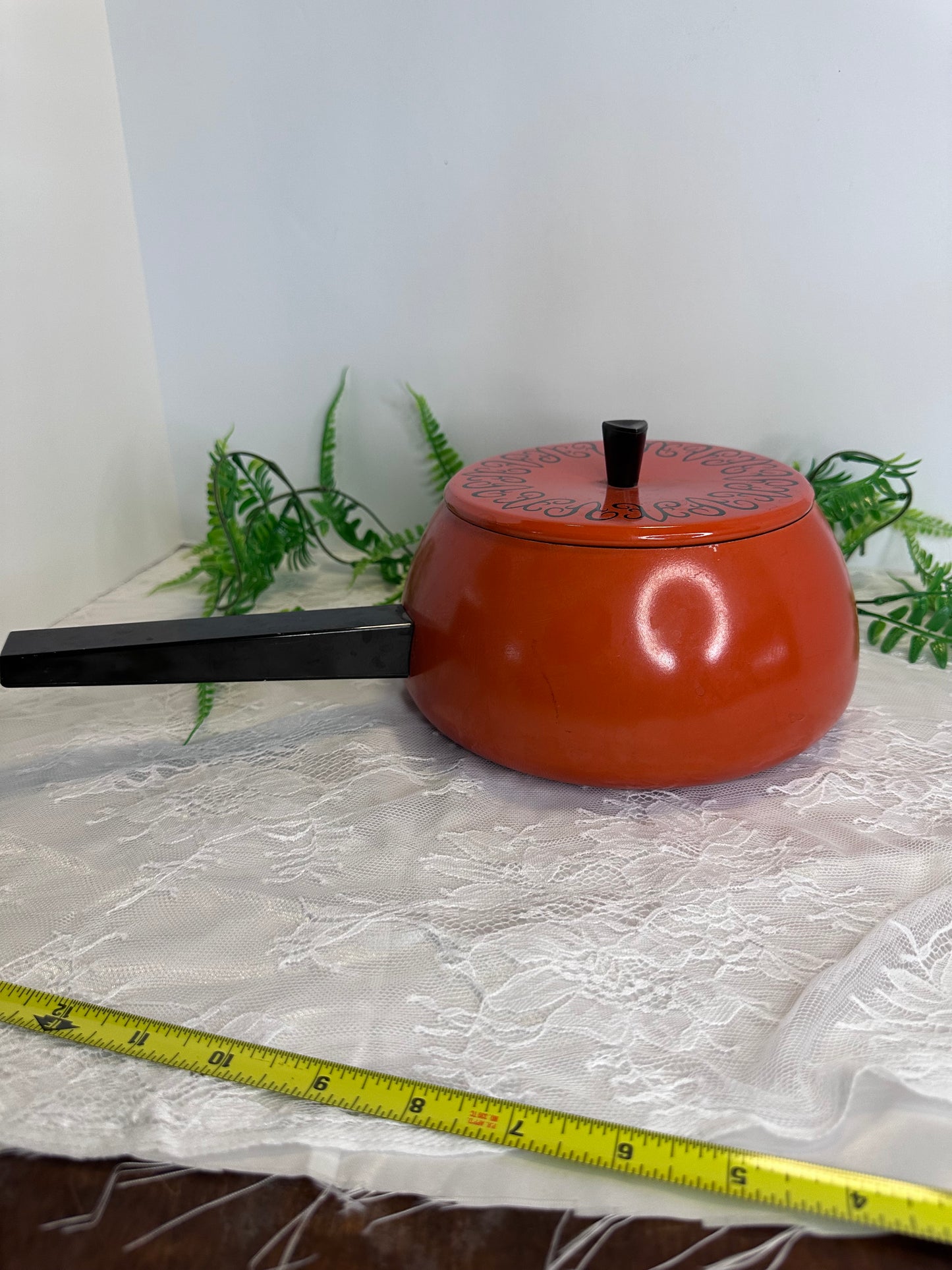 Vintage fondue pot