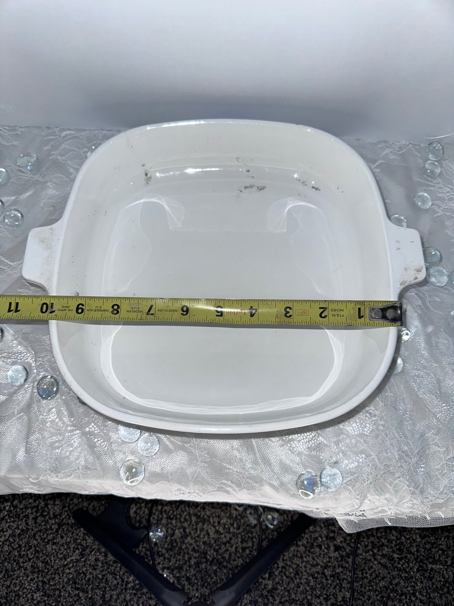 10 inch Corningware baking dish with lid