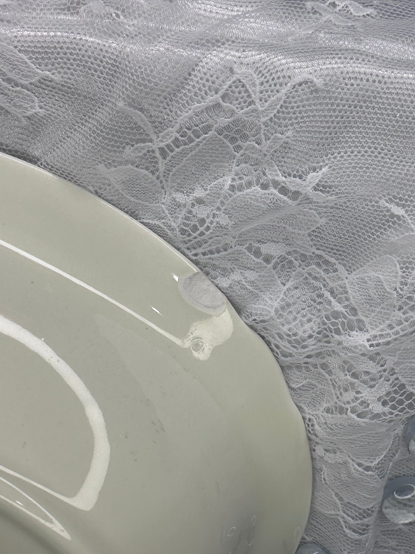 Superior Hall Quality Serving Bowl