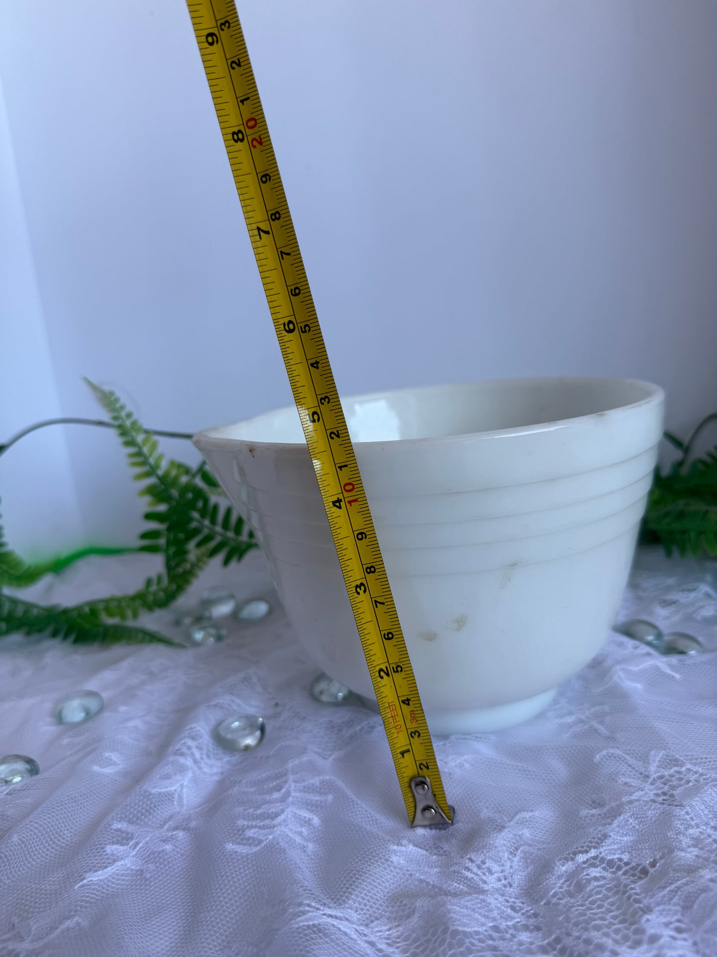 Vintage Pyrex Hamilton Beach mixing bowl