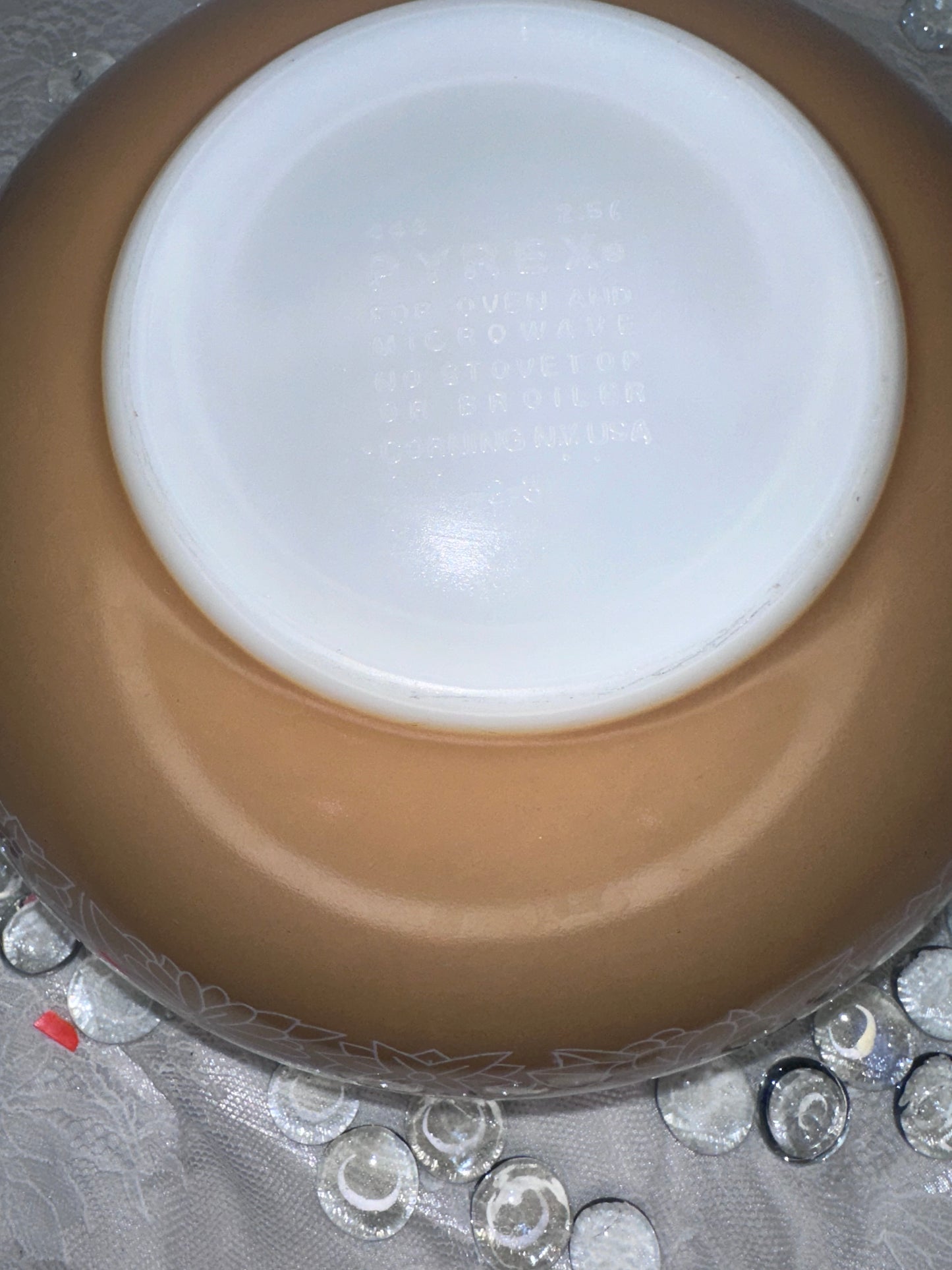 Vintage Pyrex #443 Woodland Brown (Beige) Cinderella Mixing Bowl 2.5 Quart