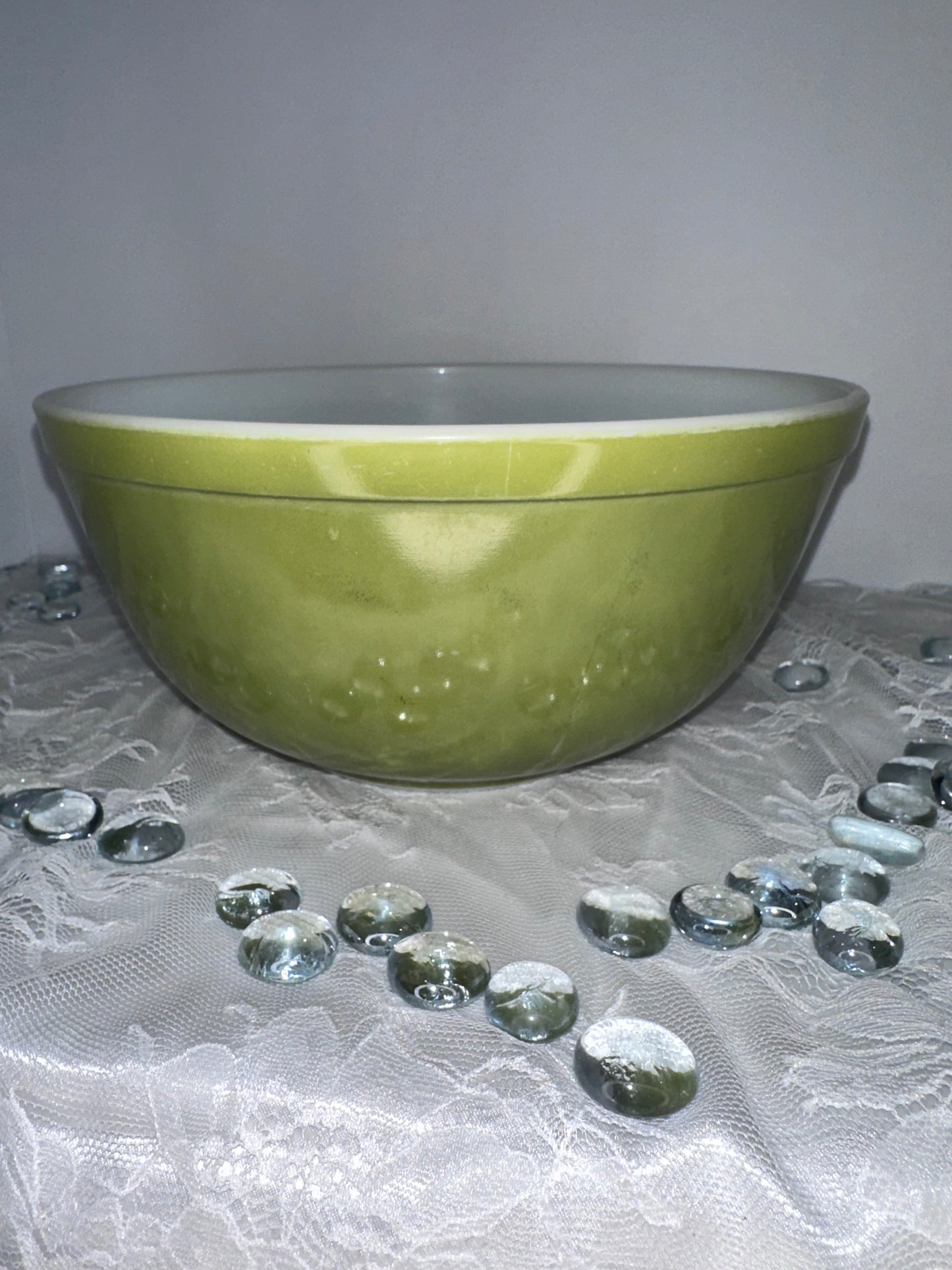 Vintage Pyrex #403 Mixing Bowl