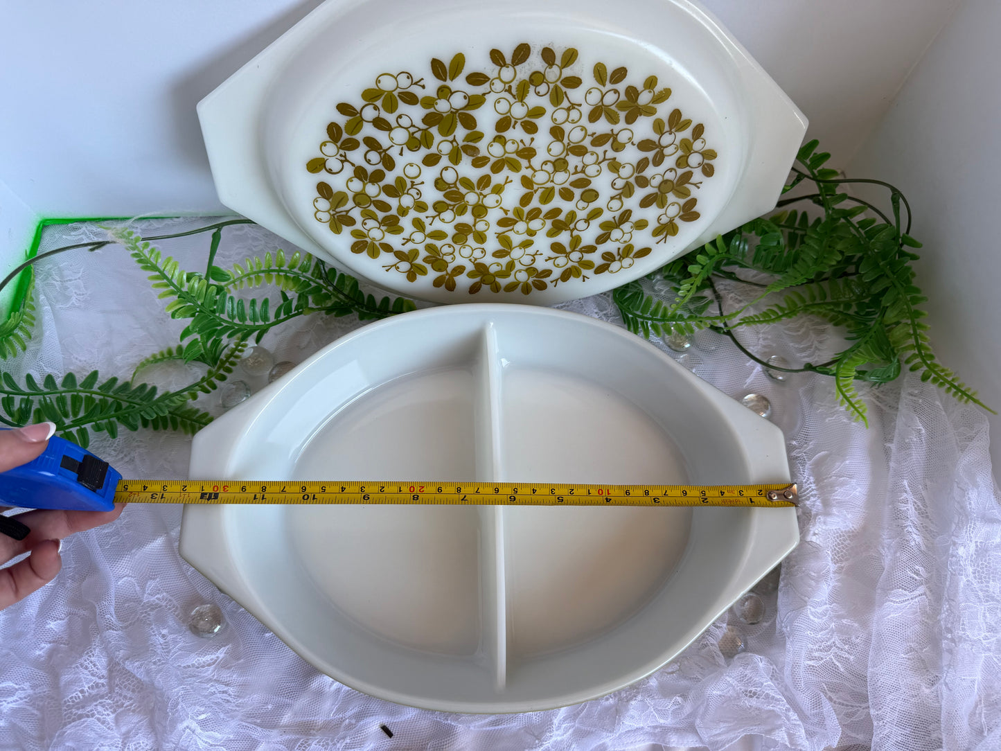 Pyrex Verde Divided serving dish