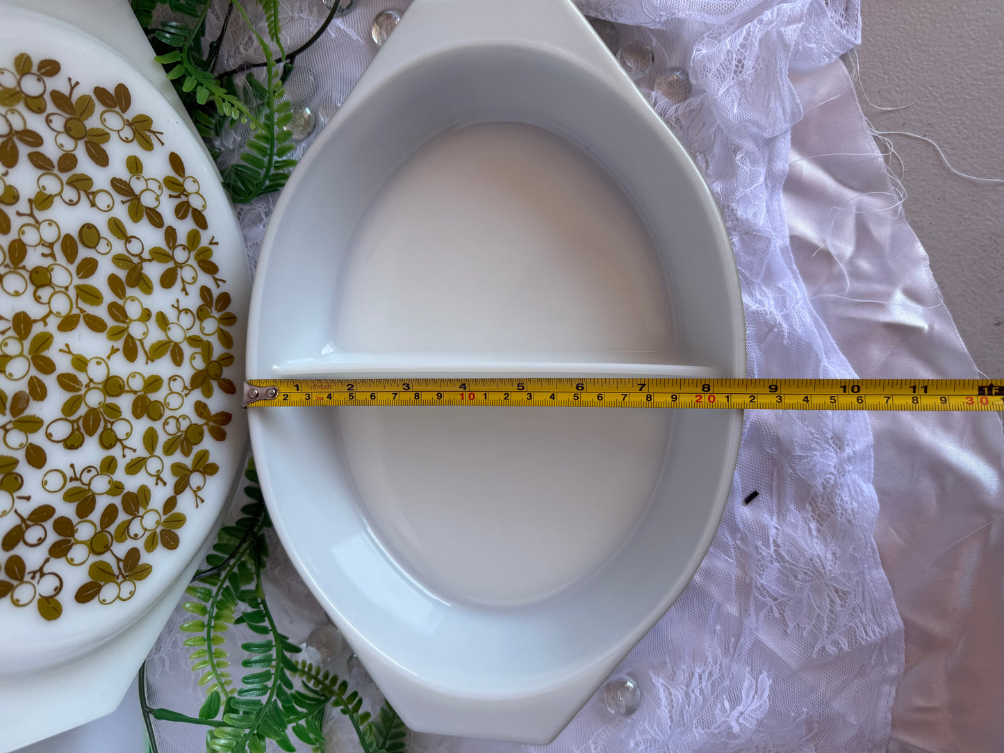 Pyrex Verde Divided serving dish