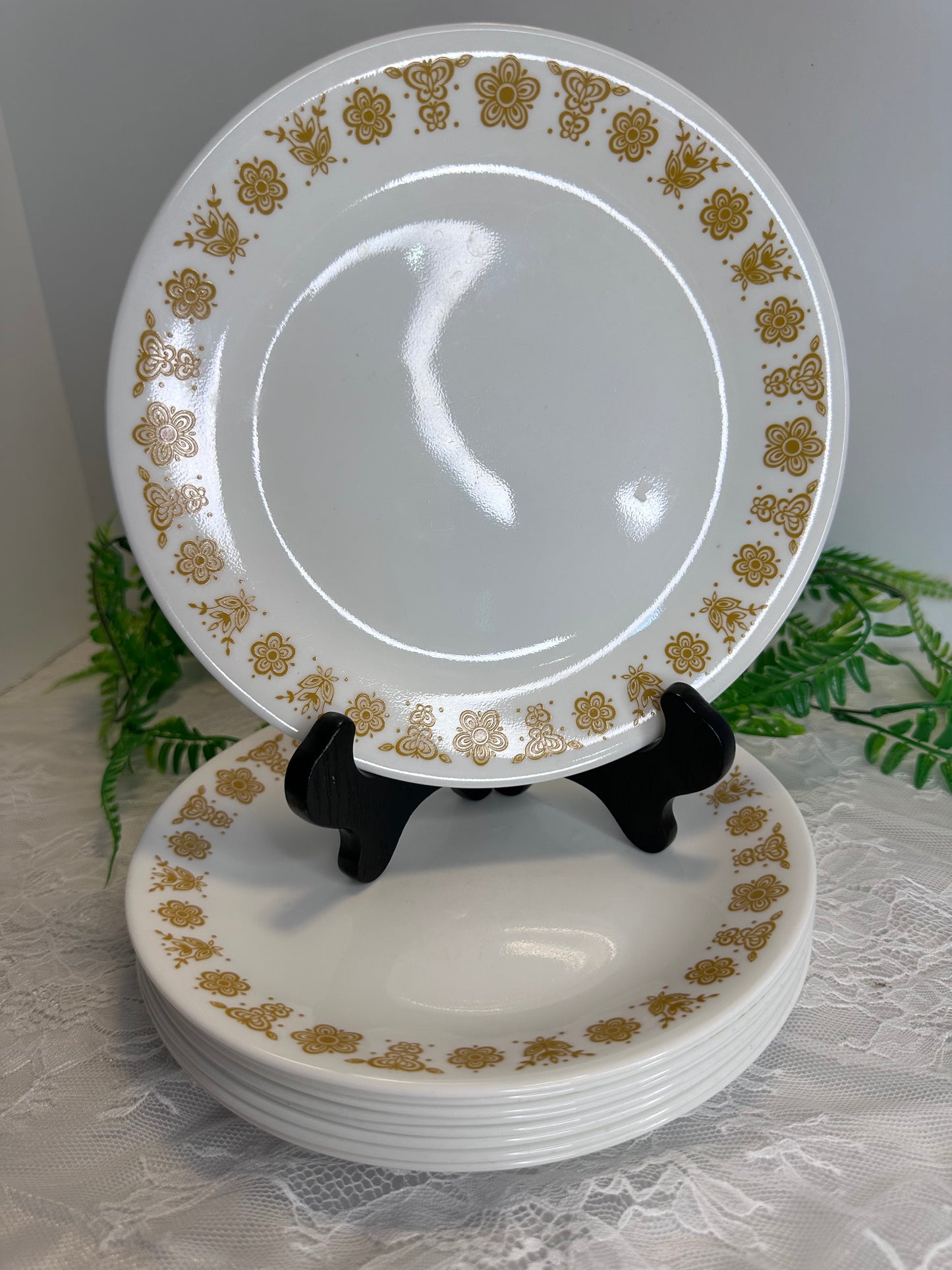 Corelle butterfly plates (9)