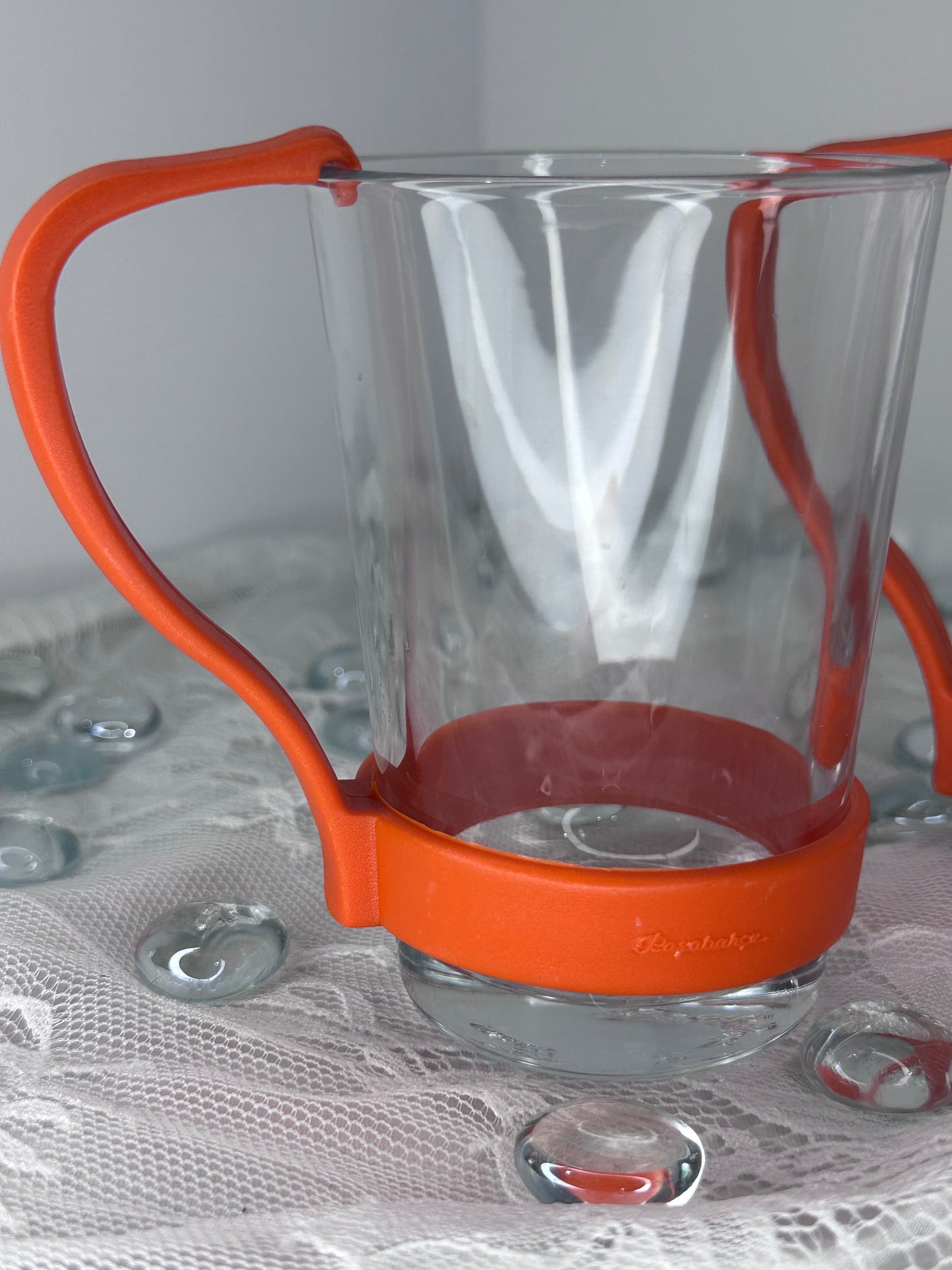 Set of 4 vintage glass cups with plastic handles