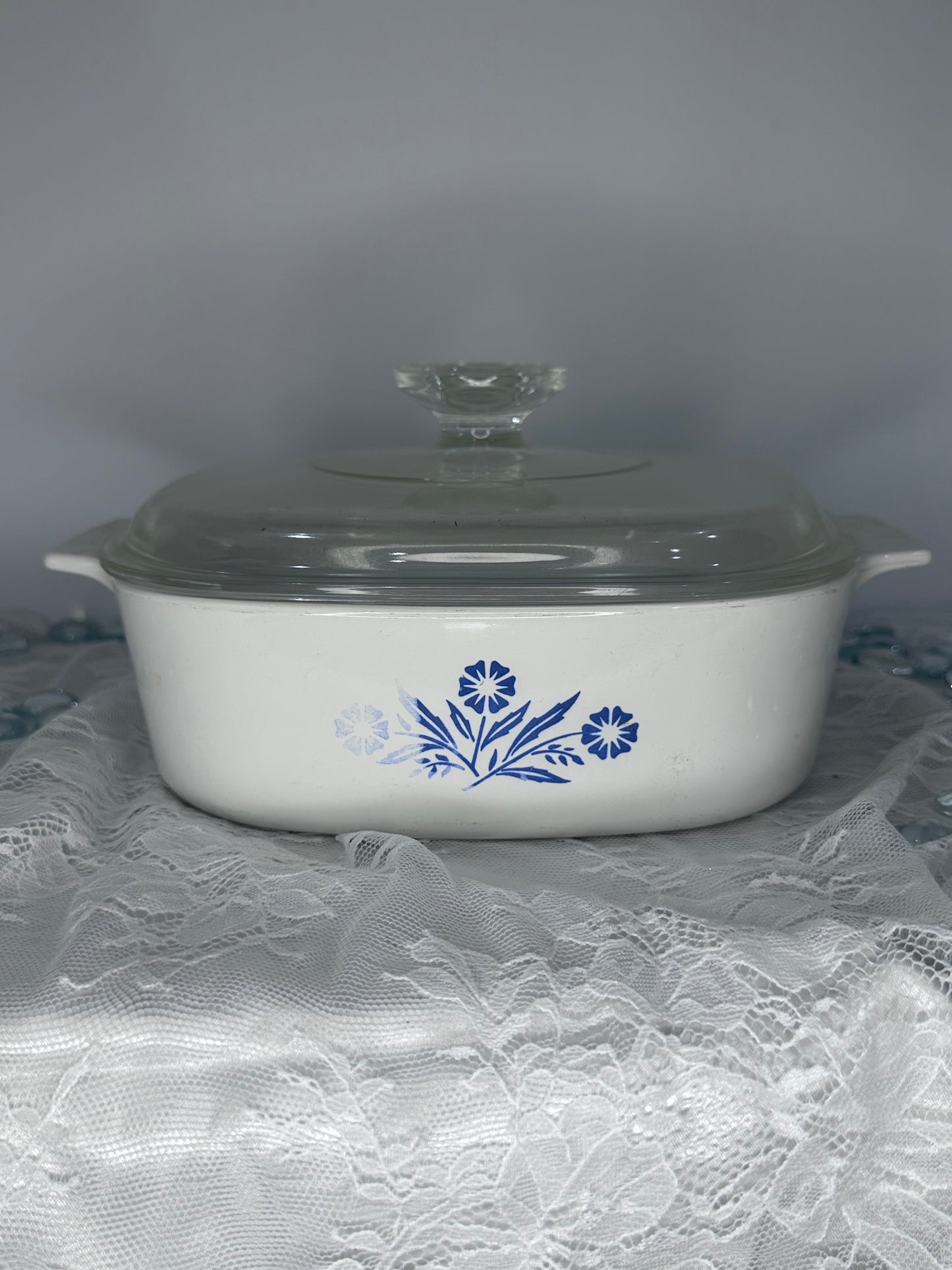 Corning Ware Blue Cornflower Casserole Dish 1 Quart with  Pyrex Lid