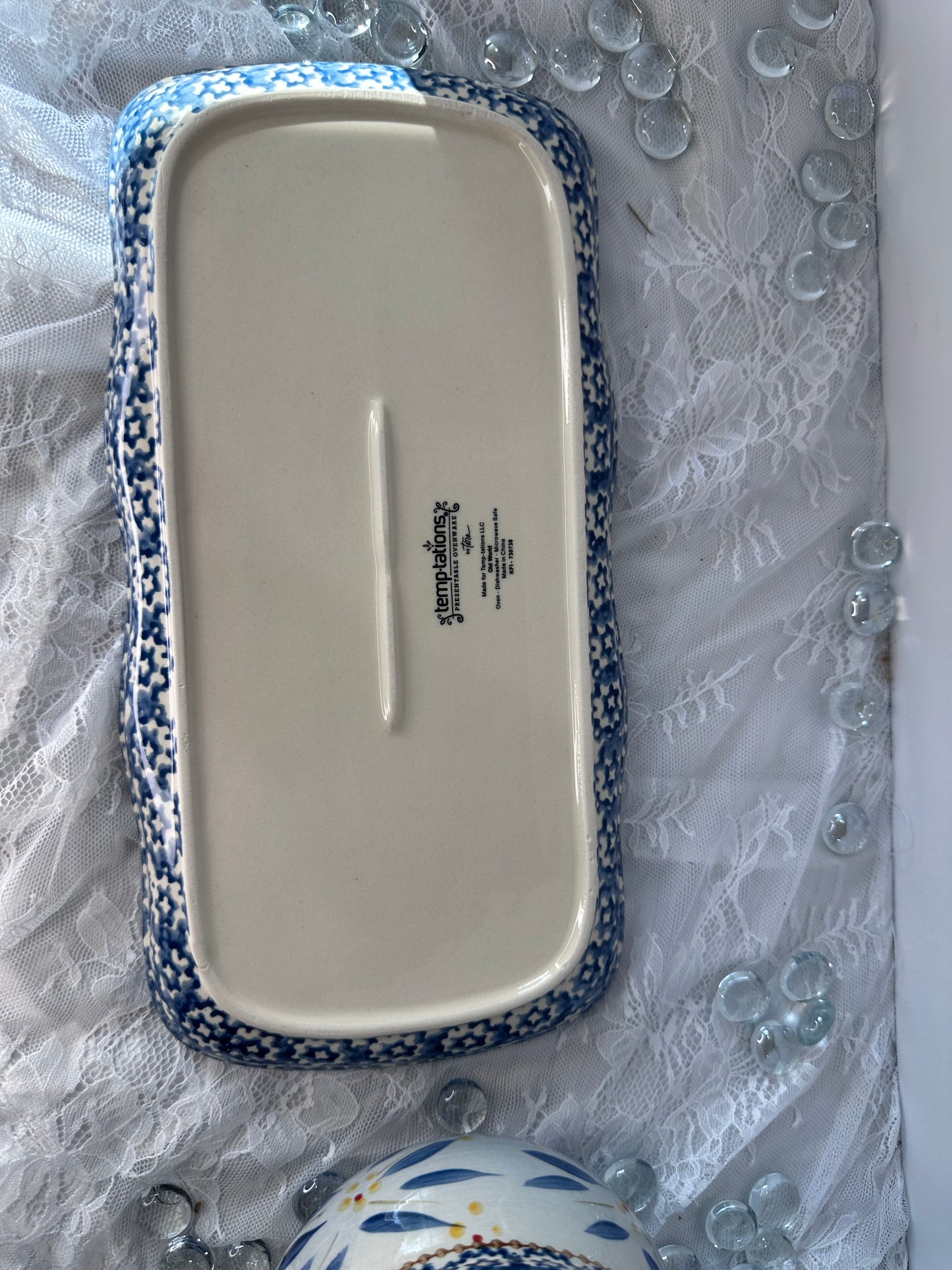 Temptations snack plate with mug set of 2