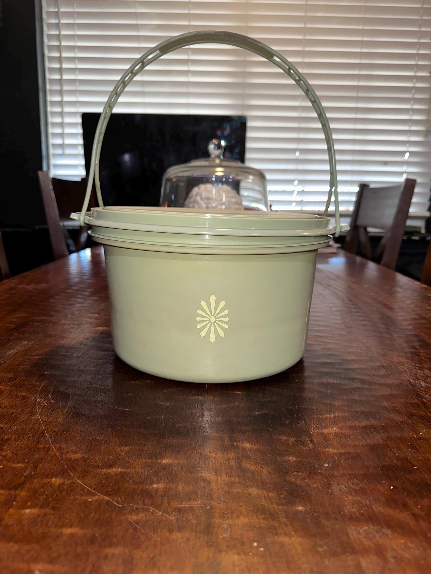 Vintage Tupperware Cake Saver and Carrier